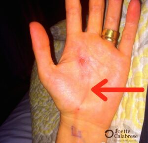 While the line looks faint in the photograph, it was much more pronounced in person 